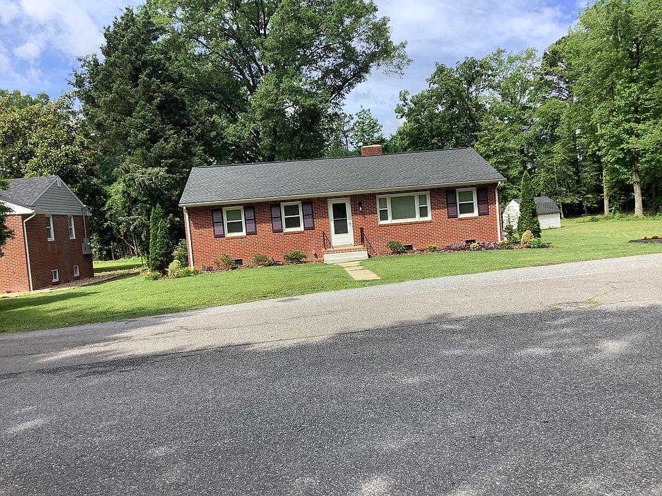 1st image of 3208 Opal Ave
