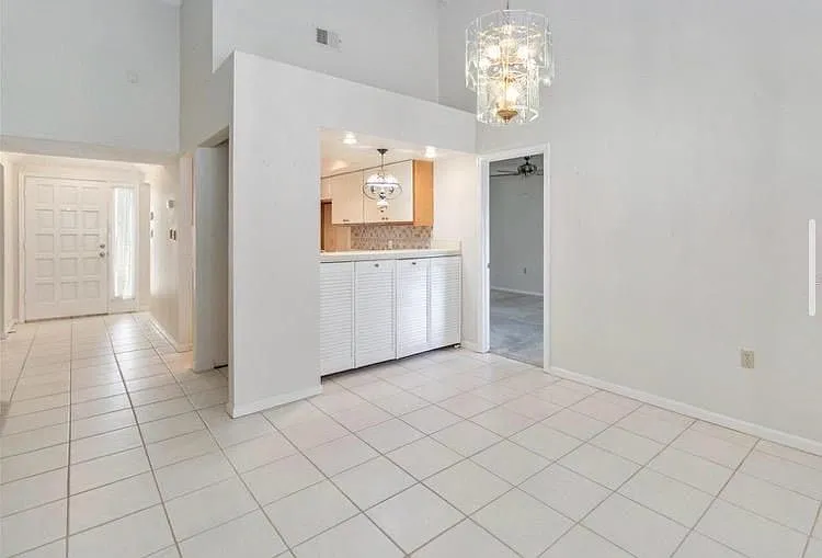 262 W Sabal Palm Pl — Photo 3