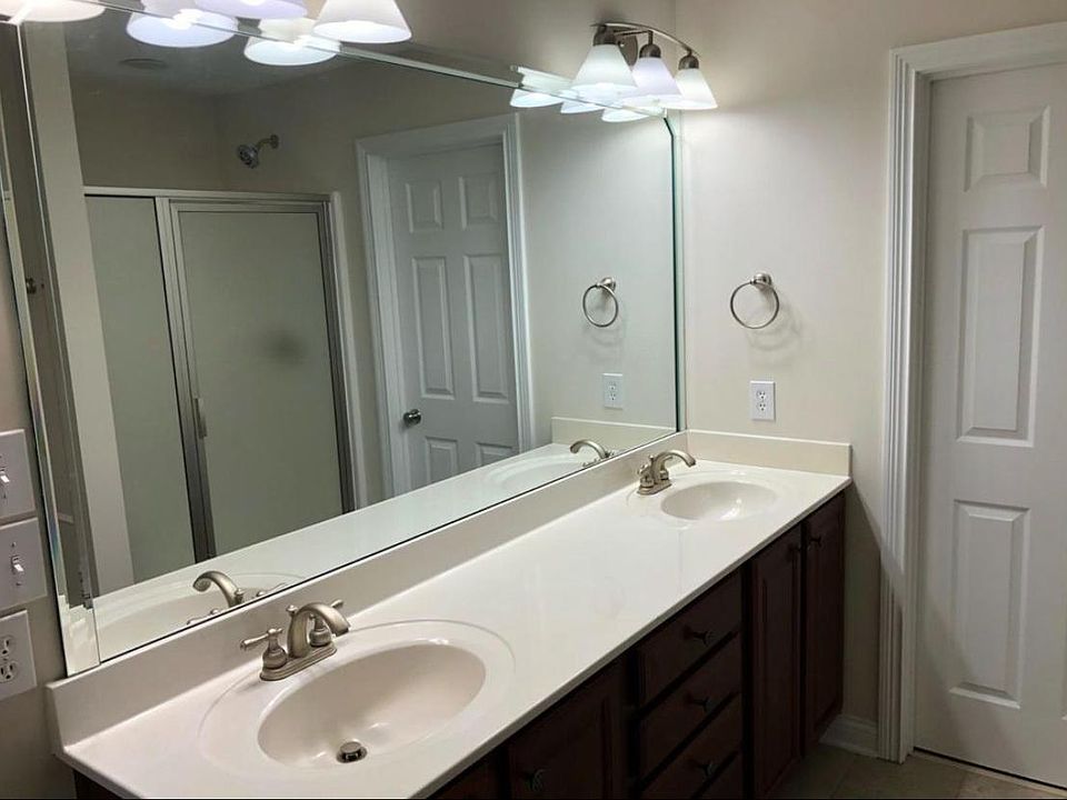2nd image of 3317 Beaumont Centre Cir