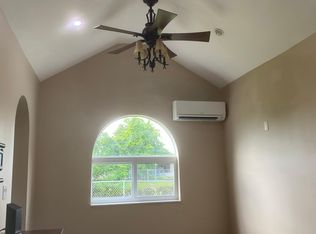 11800 SW 35th Ter, Miami, FL 33175