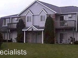 5559 Edgewater Ct APT 7, Delavan, WI 53115