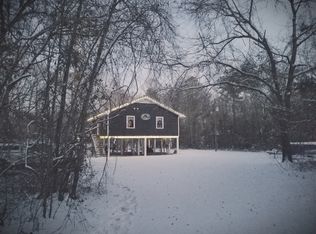 1072 Mallard Roost Dr, Burgaw, NC 28425