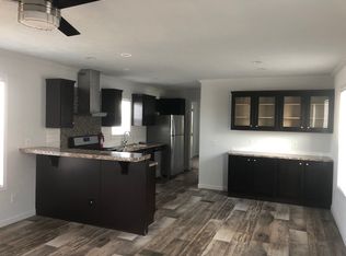 5051 N Concord St, Davenport, IA 52806