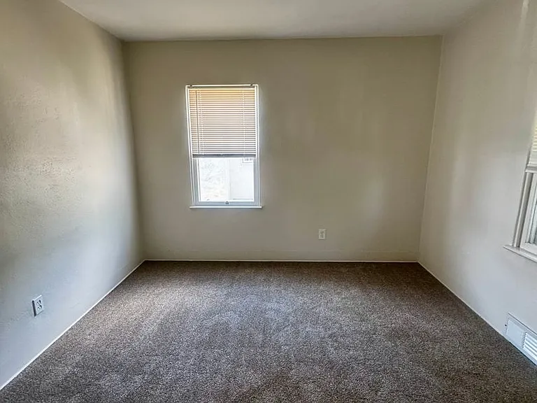 618 N Foote Ave — Photo 16