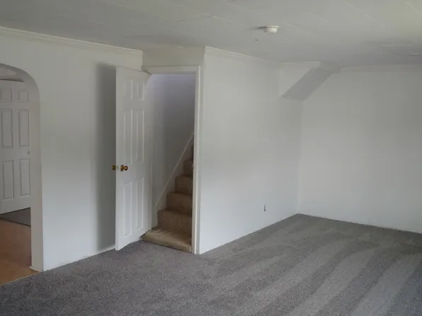 310 Vine St, Clyde, OH 43410