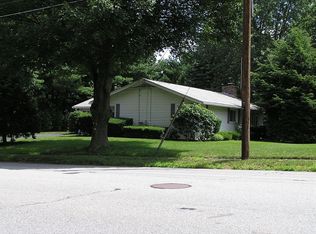 27 Liberty St, Natick, MA 01760