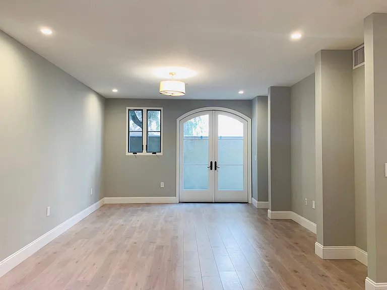 168 S Sierra Madre Blvd #117 — Photo 11