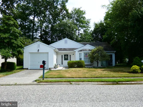 227 Lantern Pl, Little Egg Harbor, NJ 08087
