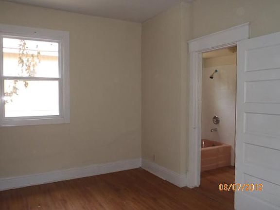 2nd image of 436 Donnelly Ave