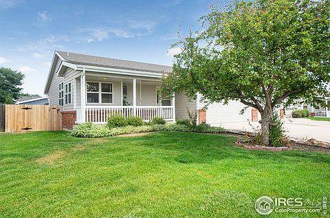1st image of 215 Manor Ct #B
