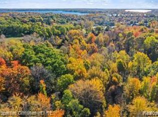 5920 Greer Rd, West Bloomfield, MI 48324