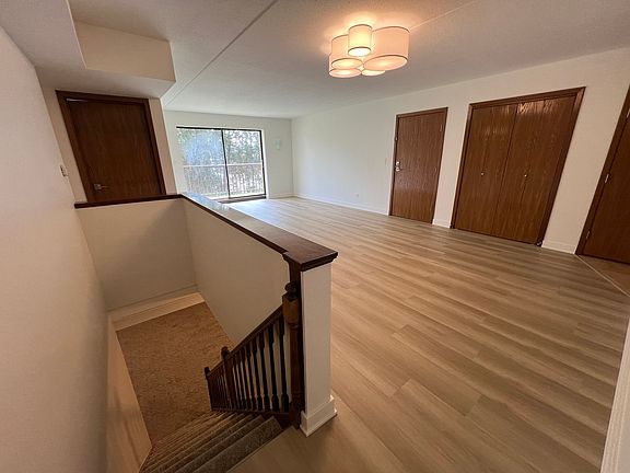 5th image of 2416 W Foster Ave APT 1N