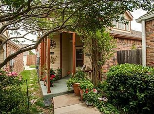 3115 Royal Gable Dr, Dallas, TX 75229