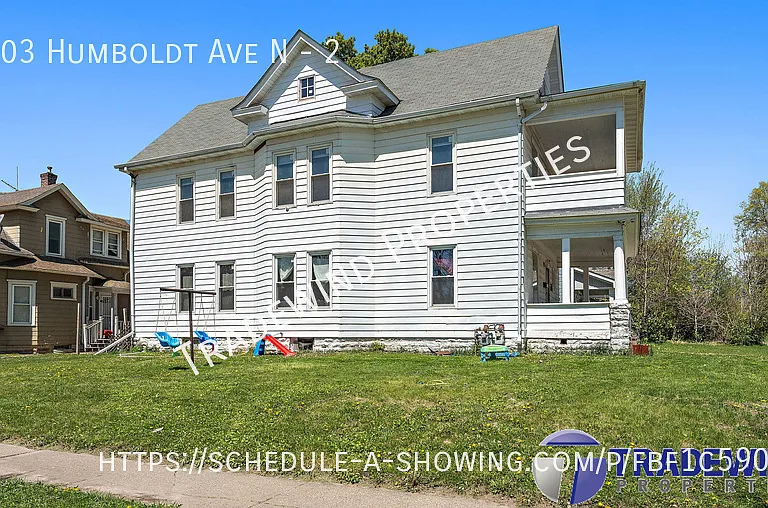 2703 Humboldt Ave N #2 — Photo 23