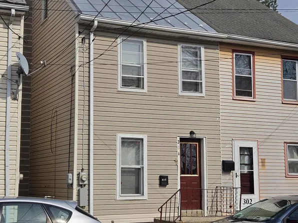 304 N 3rd Ave, Lebanon, PA 17046