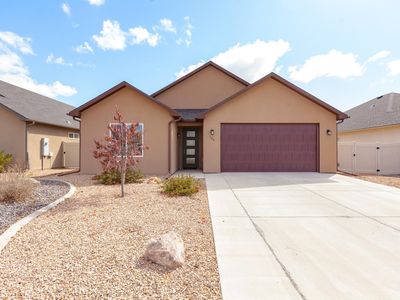 566 Red Cedar Way, Grand Junction, CO, 81504