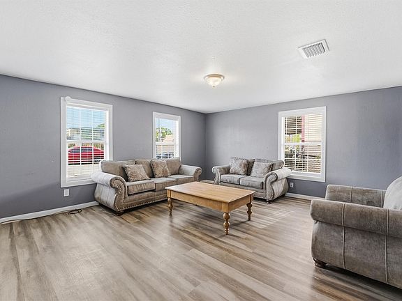 4th image of 7603 Avenue K