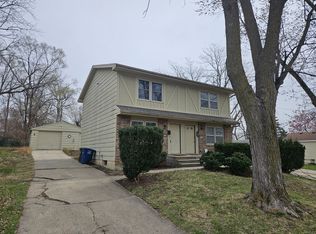 3219 61st St, Urbandale, IA 50322