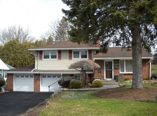 2713 Hamilton Dr, Endwell, NY 13760