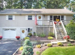 5097 Pine Ridge Rd N, East Stroudsburg, PA 18302