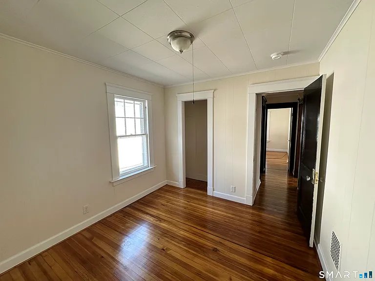 128 Grove Pl — Photo 9
