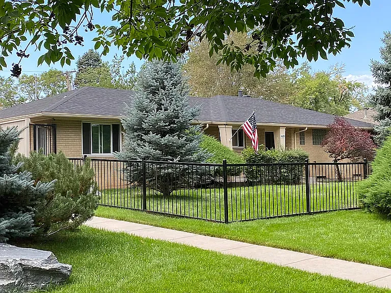 4 bed, 3000 sqft, $4,150 — Photo 2