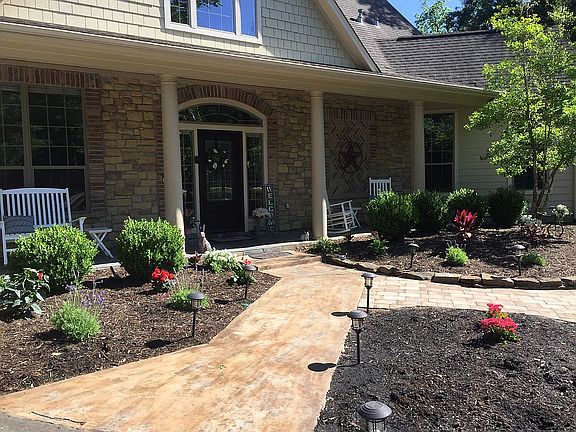 5th image of 10998 Lake Forest Dr