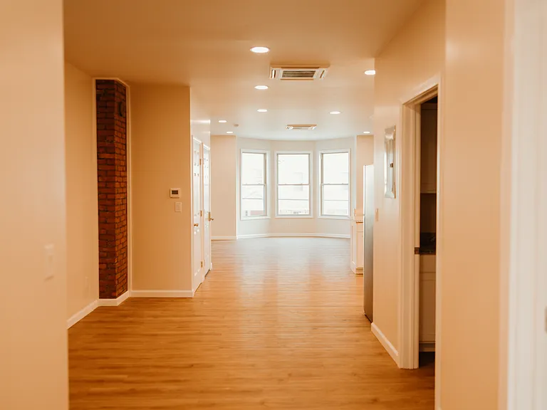 212 Main St #2 — Photo 11