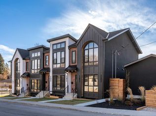 4309 32nd Ave SW, Calgary, AB T3E 0V7