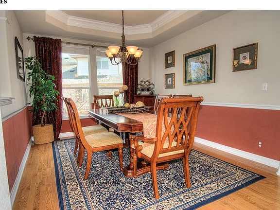5th image of 13760 Bayberry Dr