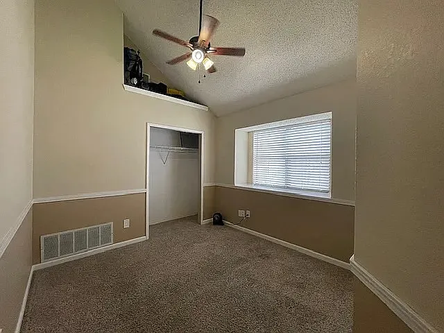 2062 Bronco Ln — Photo 12