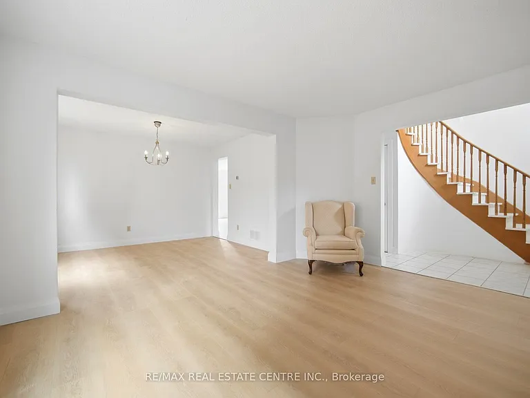 4676 Owl Cir — Photo 12