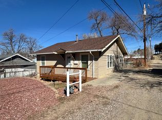 738 1/2 Lind Ave, Casper, WY 82601