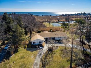 340 Vineyard Point Rd, Guilford, CT 06437