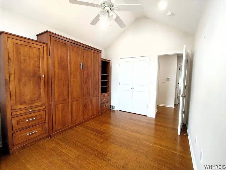 441 Riverwalk Dr — Photo 6
