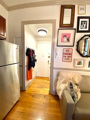 Rented by Compass | media 21