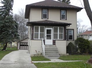 73 E McWilliams St, Fond Du Lac, WI 54935