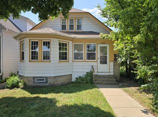 3655 E Allerton Ave, Cudahy, WI 53110
