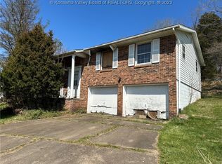435 Charleston Rd, Point Pleasant, WV 25550