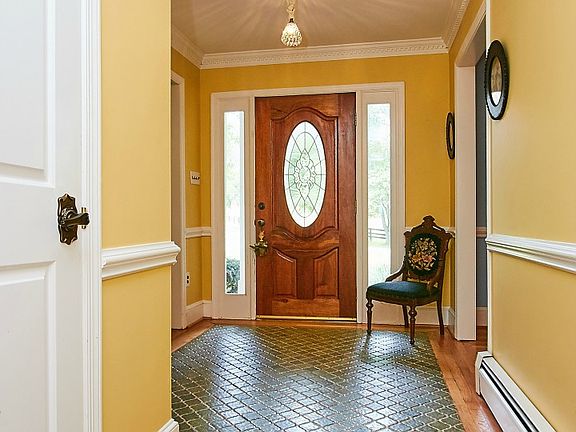 5th image of 8377 Beech Ln