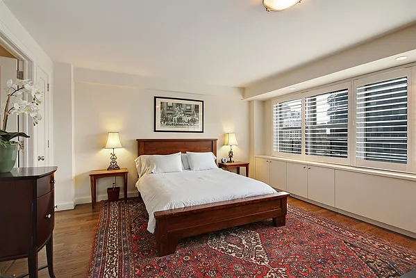Sold by Corcoran | media 4