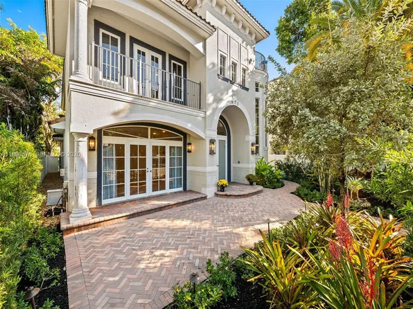 821 SE 2nd Ct, Fort Lauderdale, FL 33301