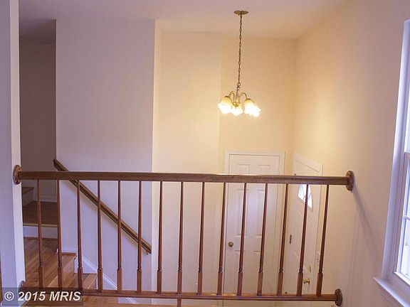 4th image of 1044 Copperstone Ct