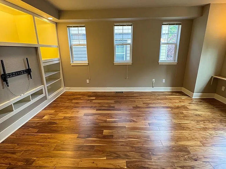 2632 SW Myrtle St — Photo 10
