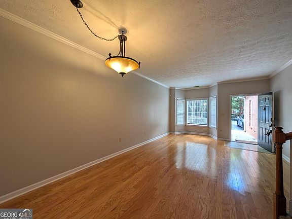 3rd image of 2680 Pine Tree Rd NE APT 3