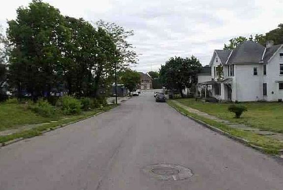 4th image of 40 W Mumma Ave