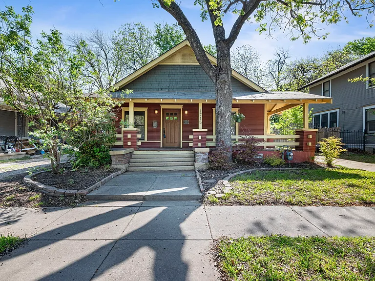 1715 College Ave — Photo 33