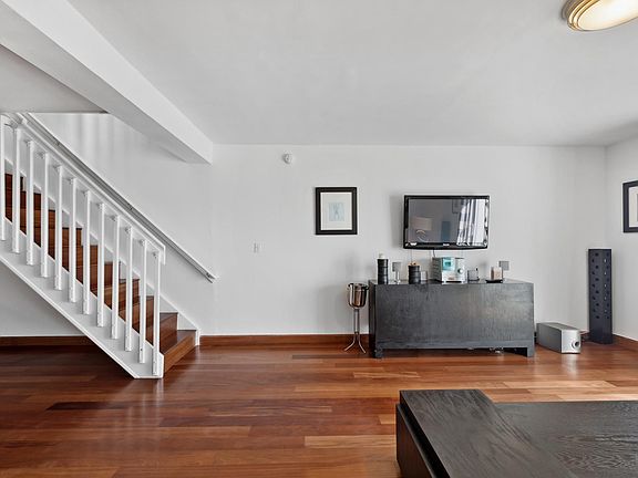 2nd image of 1701 Sunset Harbor Dr APT 705