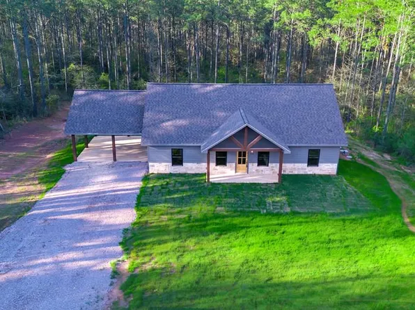 314 County Road 136, Garrison, TX 75946