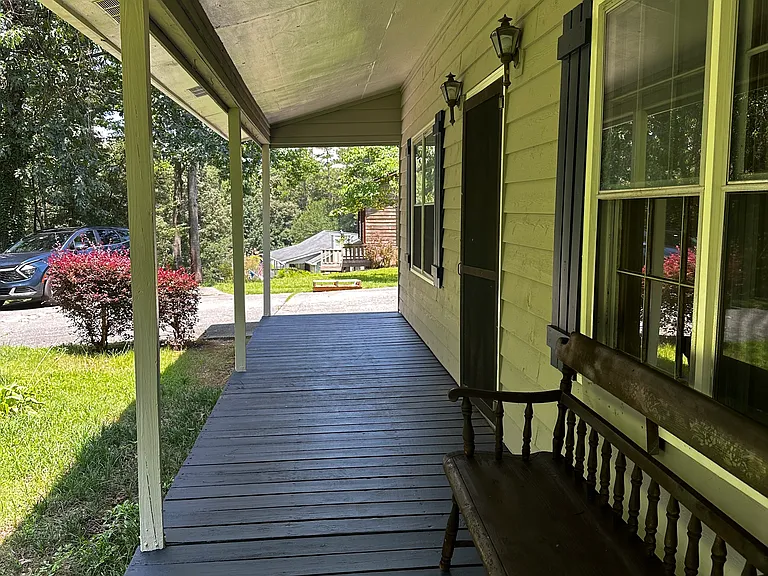 14 Country Ln — Photo 6